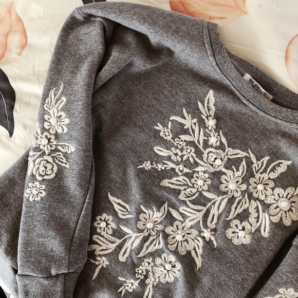 Free Generation Gray Embroidered Sweater - Picture 2 of 5